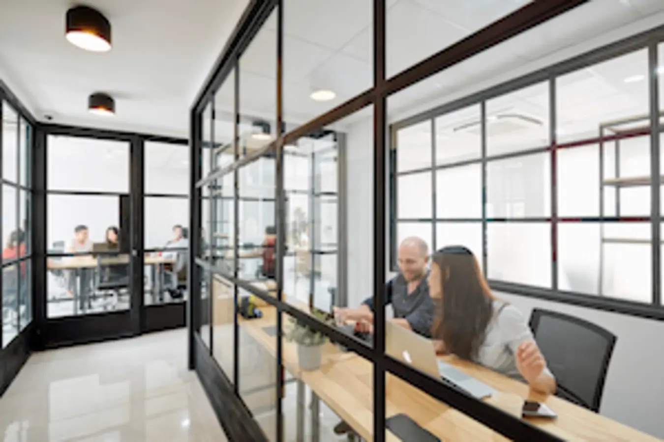 the hive desk オフィスthe hive