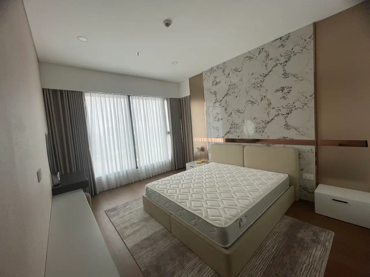 z5263277870039_2ba245b3ce13db32a47370bfb1f11b49