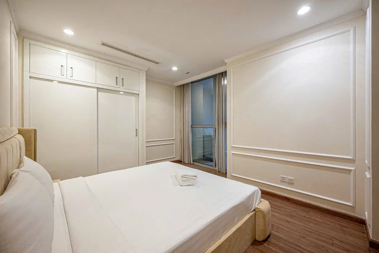 z5940520567137_319cc7d13cf43845431884bd76757438