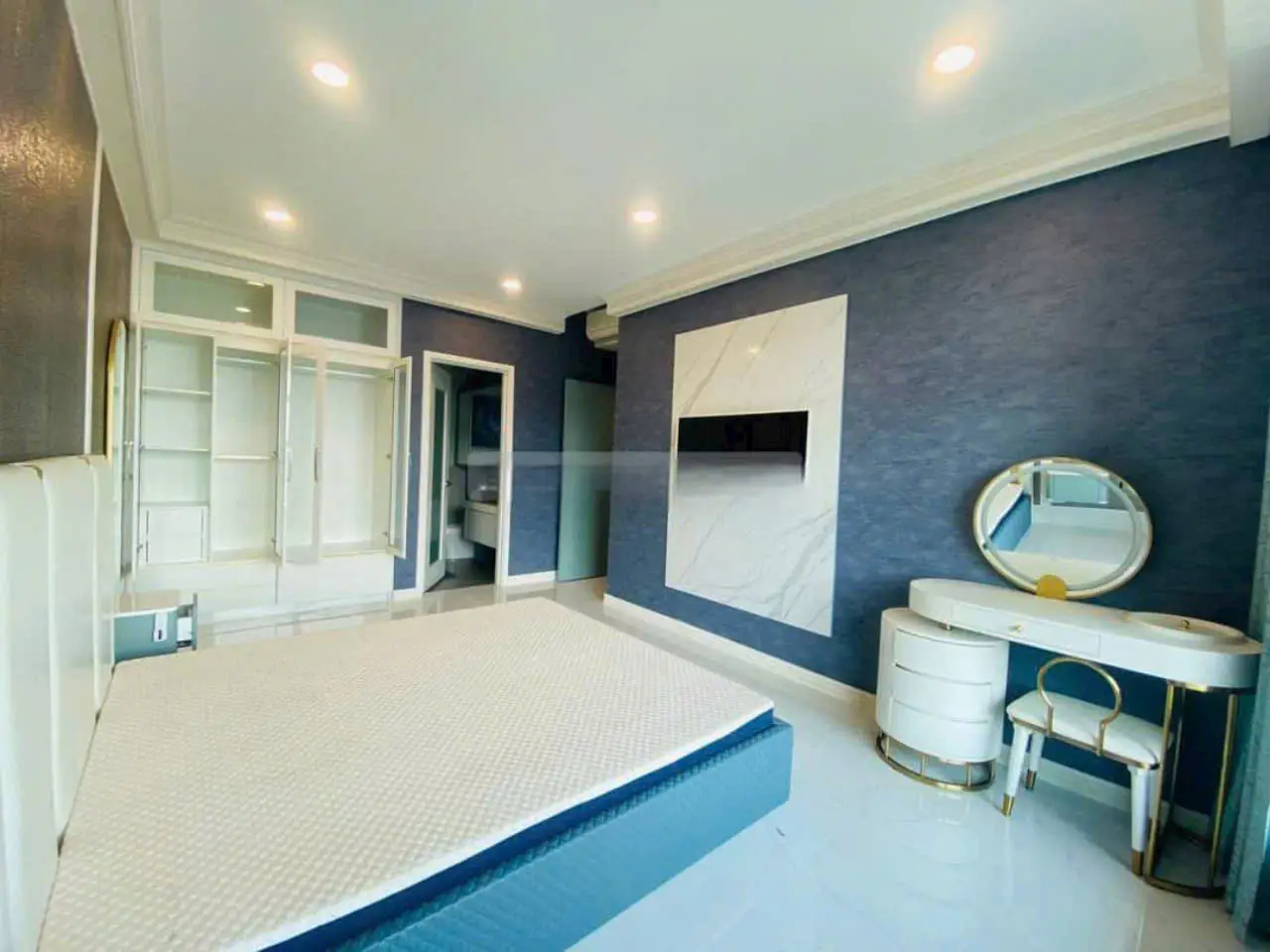 z5963256410542_ed140c33e34cb97743b0dcc35850f931