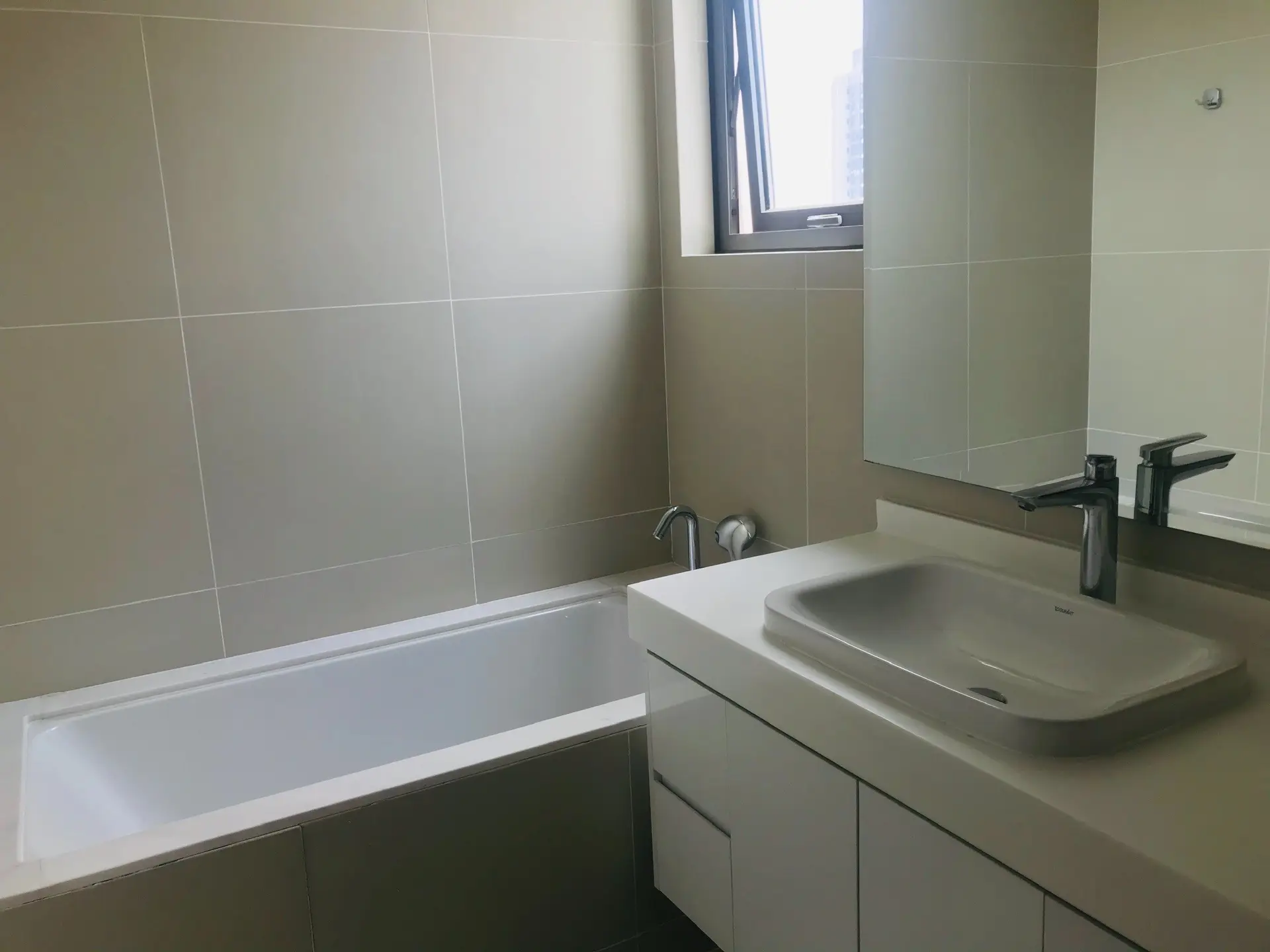 z4933301288757_9db77fb76f0b9668e1ca469d581d40cd