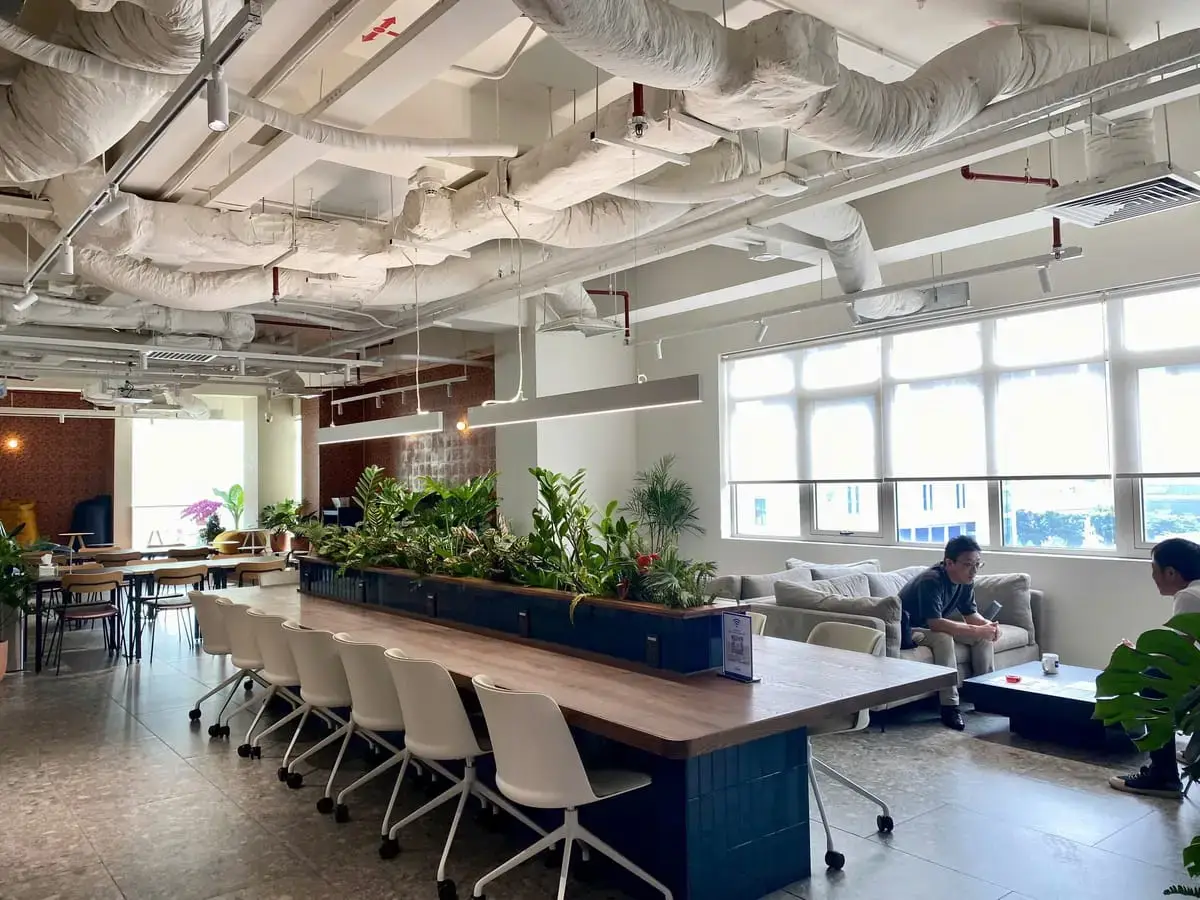 CWS (6) Beyondのオフィスの内観