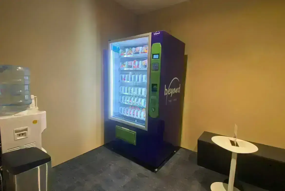 Byond Coworking Spacee自動販売機