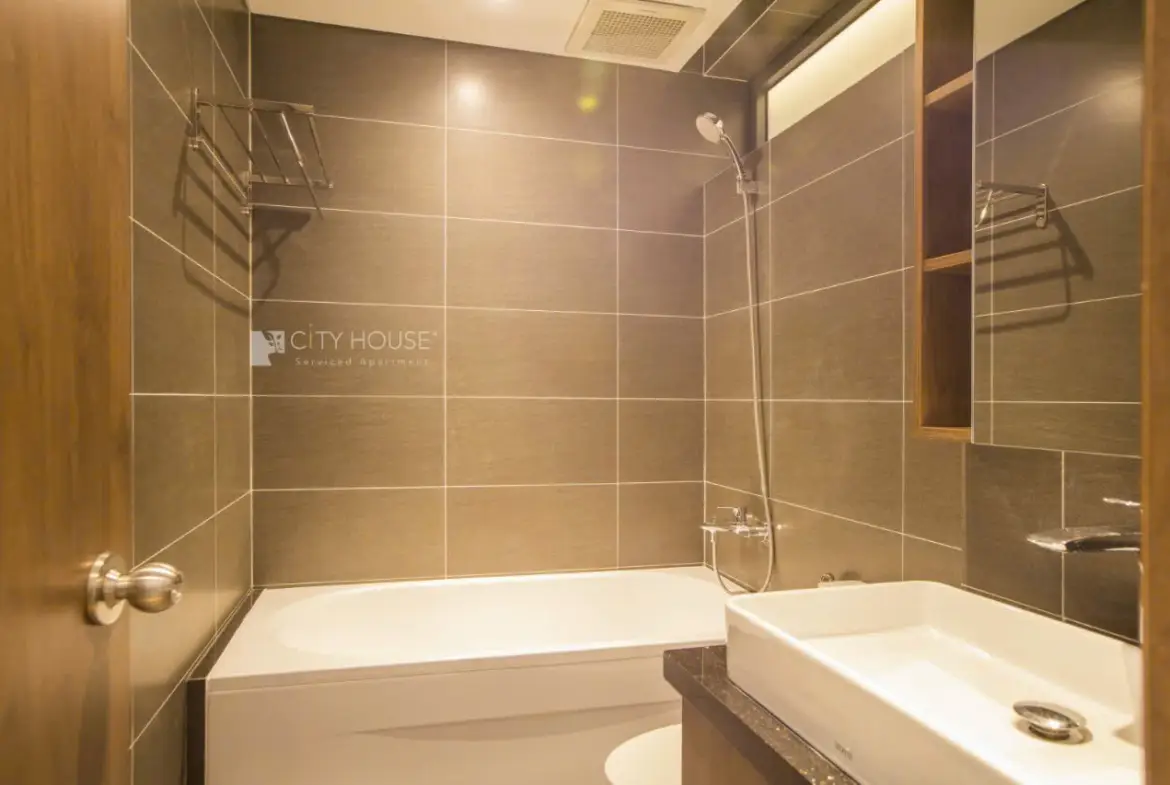 HOANG VIET - TAN BINH