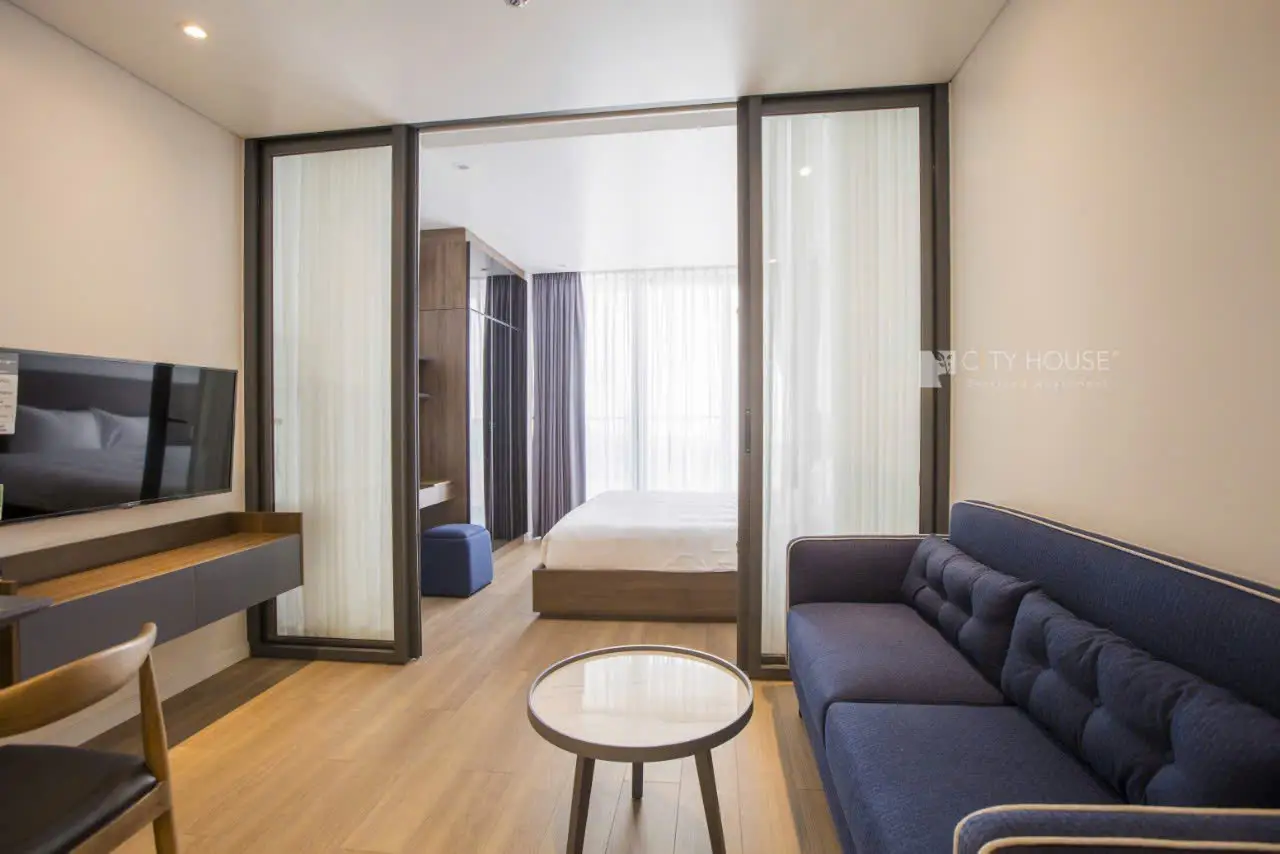 HOANG VIET - TAN BINH