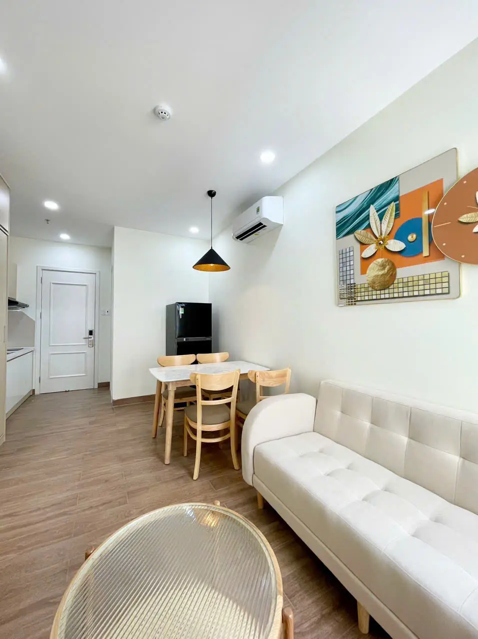 85 PHAM VIET CHANH　ソファ