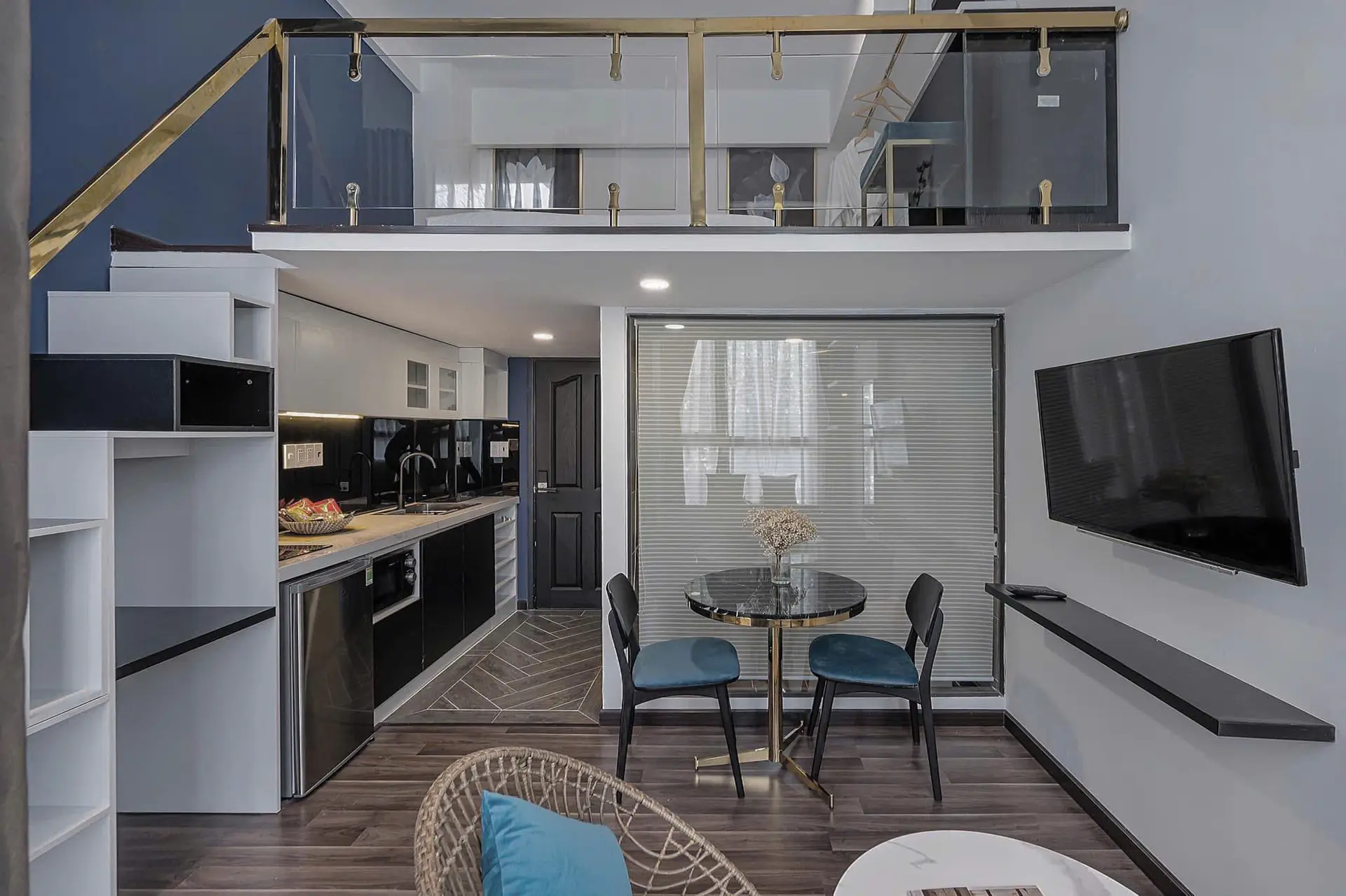 z7016180241453_c6bbeee42ddbf73d0135dcb4dd799f0f