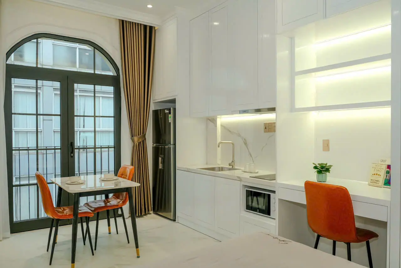 10 NGUYEN THI MINH KHAI　リビング