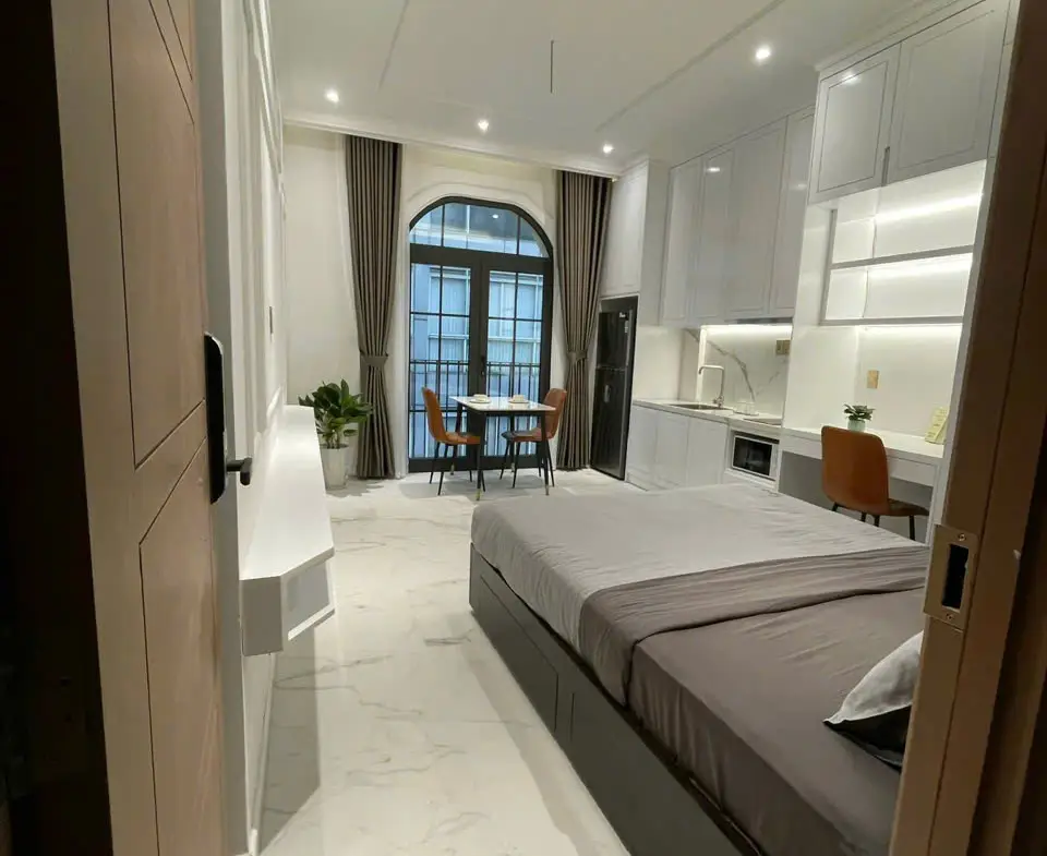 10 NGUYEN THI MINH KHAI