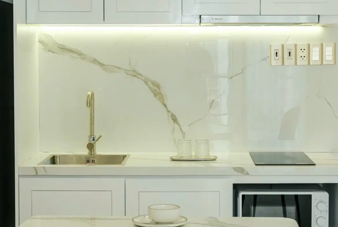 10 NGUYEN THI MINH KHAI　キッチン