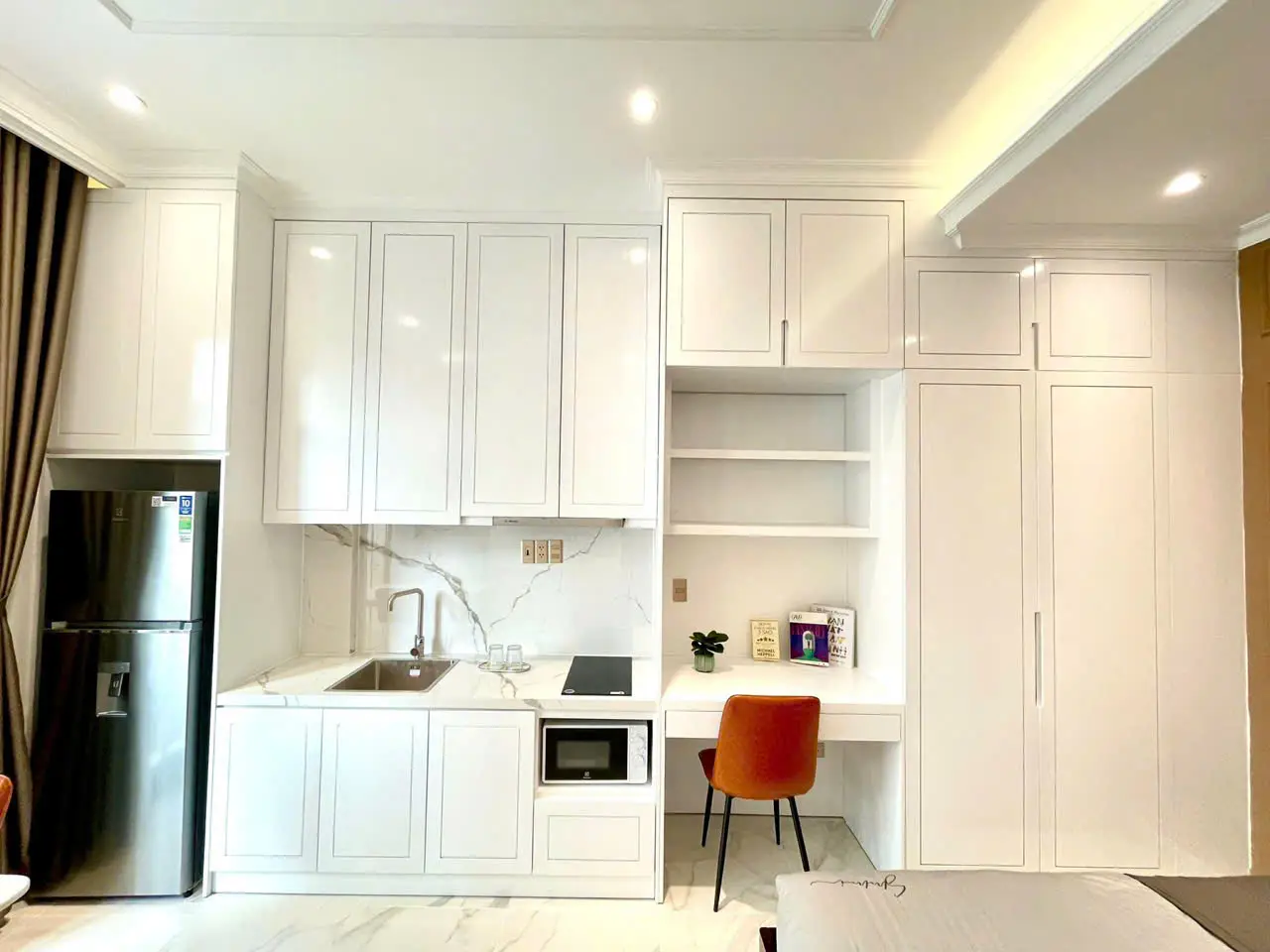 10 NGUYEN THI MINH KHAI　キッチン