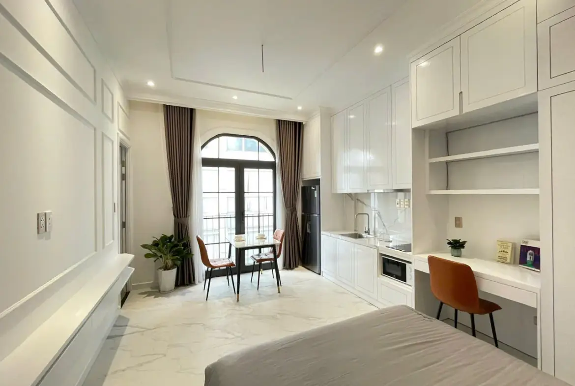 10 NGUYEN THI MINH KHAIリビング